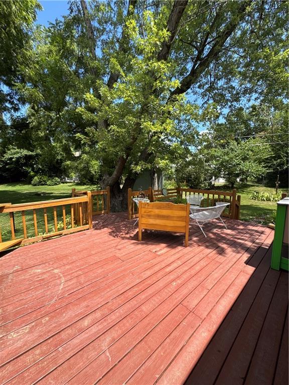 8413 Kentucky Ave, Raytown, MO 64138 - photo 10