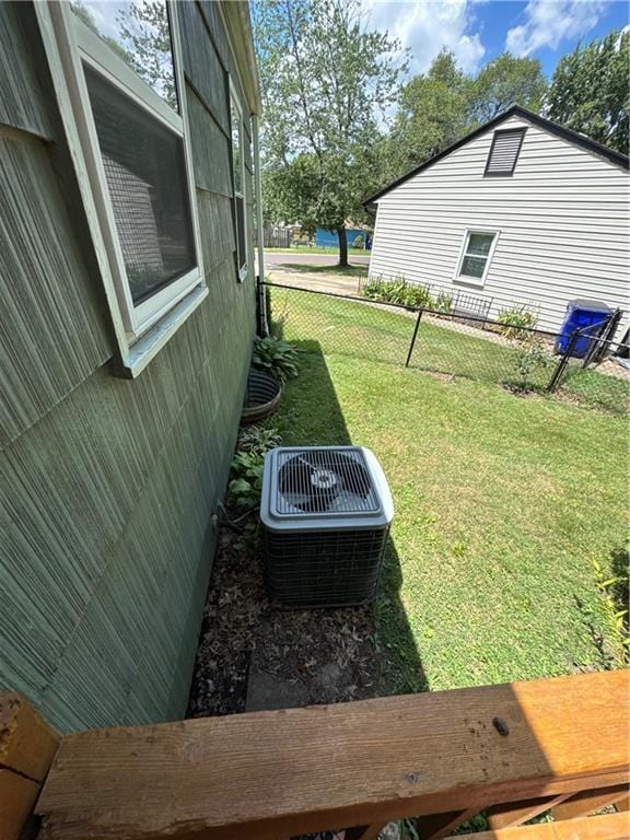 8413 Kentucky Ave, Raytown, MO 64138 - photo 15