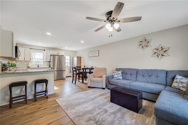 1109 N Swope Dr, Independence, MO 64056 - photo 2