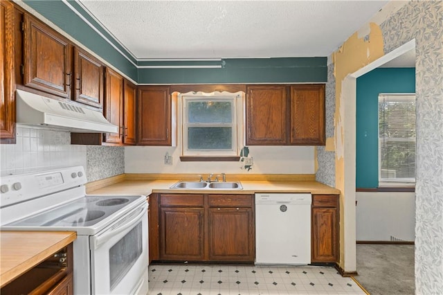 1425 W Poplar St, Olathe, KS 66061 - photo 2