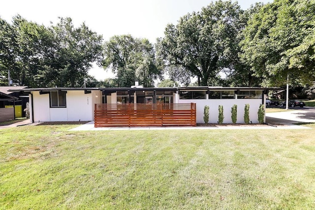 7839 Canterbury St, Prairie Village, KS 66208 - photo 1
