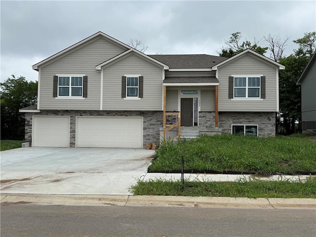 1304 Holland Ct, Independence, MO 64056 - photo 1