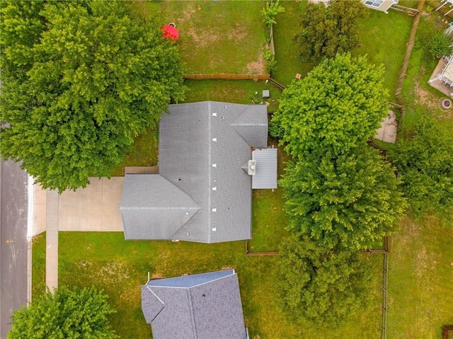 2305 Brett Dr, Lawrence, KS 66049 - photo 44
