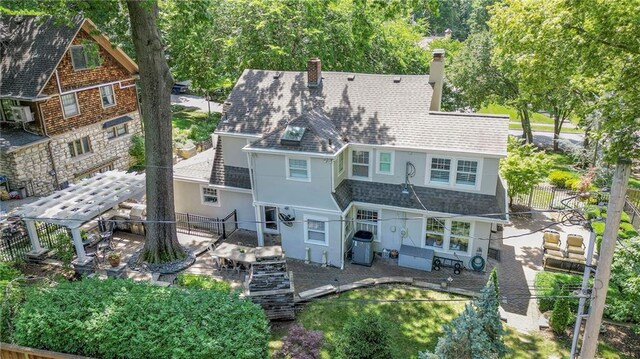 610 E 54th St, Kansas City, MO 64110 - photo 32