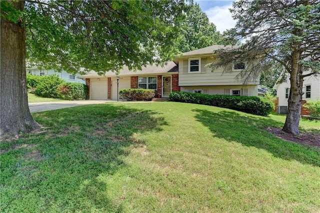 6715 N Indiana Ave, Kansas City, MO 64119 - photo 1