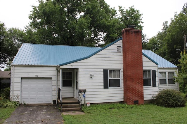 304 E Hudson St, Pittsburg, KS 66762 - photo 1