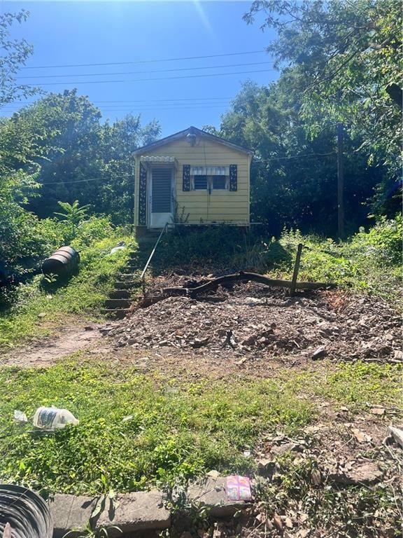 1214 N 2nd St, Saint Joseph, MO 64501 - photo 2