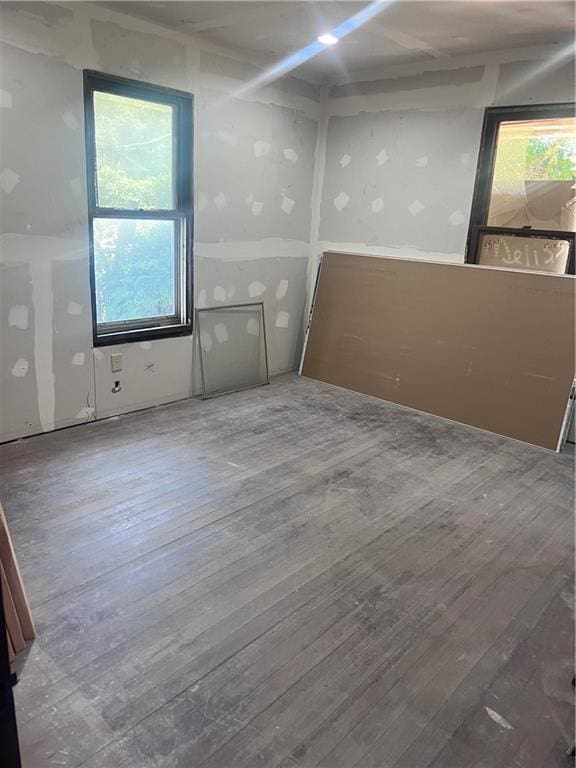 1214 N 2nd St, Saint Joseph, MO 64501 - photo 4