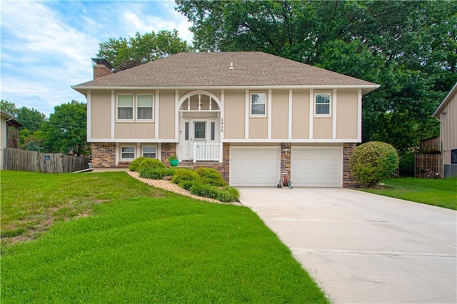 2925 Iva Dr, Independence, MO 64057 - photo 1