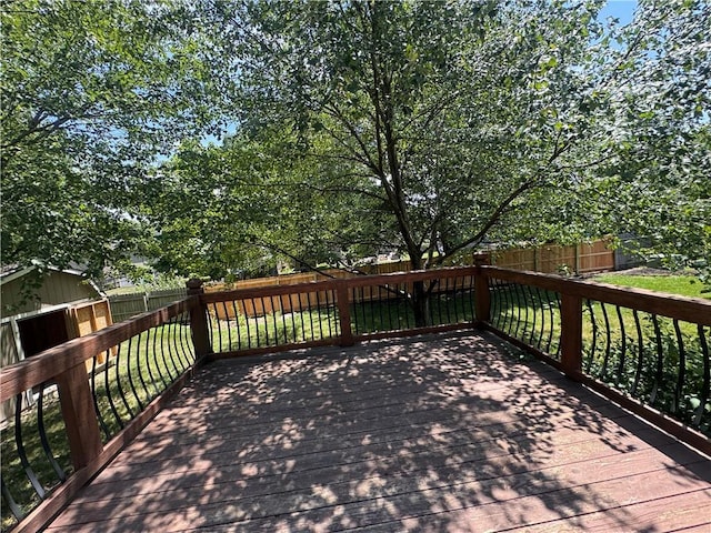 1317 E Sleepy Hollow Dr, Olathe, KS 66062 - photo 2