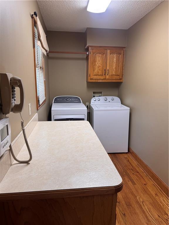 1317 E Sleepy Hollow Dr, Olathe, KS 66062 - photo 24