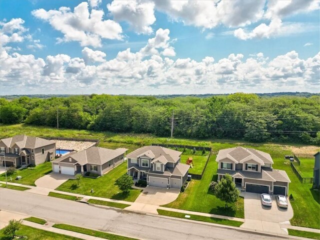 839 Creekmoor Pond Ln, Raymore, MO 64083 - photo 39