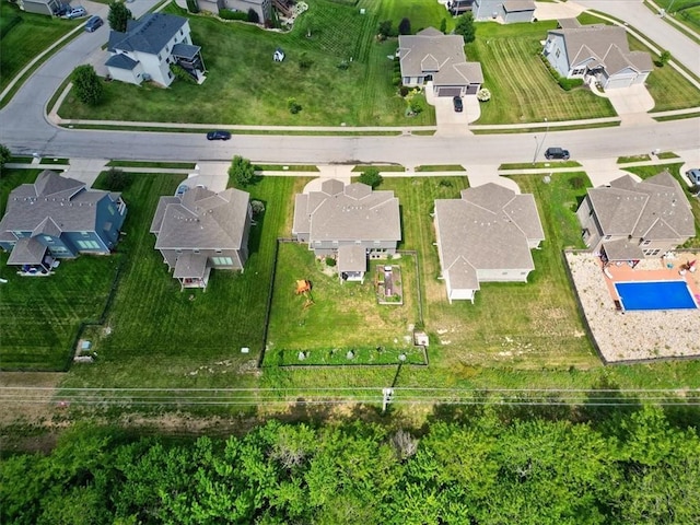 839 Creekmoor Pond Ln, Raymore, MO 64083 - photo 41