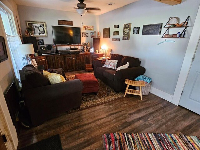 380 Locust St, Union Star, MO 64494 - photo 4