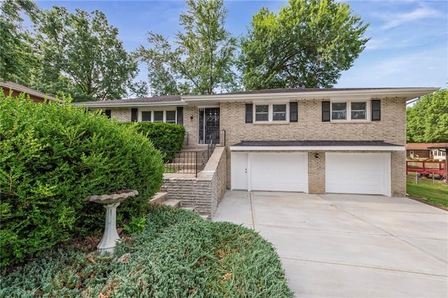1615 NE 78th St, Kansas City, MO 64118 - photo 4