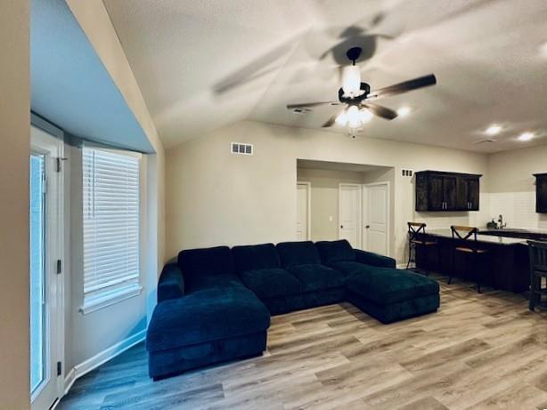 21003 E 8th St S, Independence, MO 64056 - photo 2