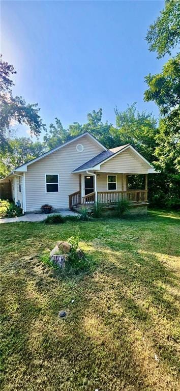 105 N Indiana St, Nevada, MO 64772 - photo 2