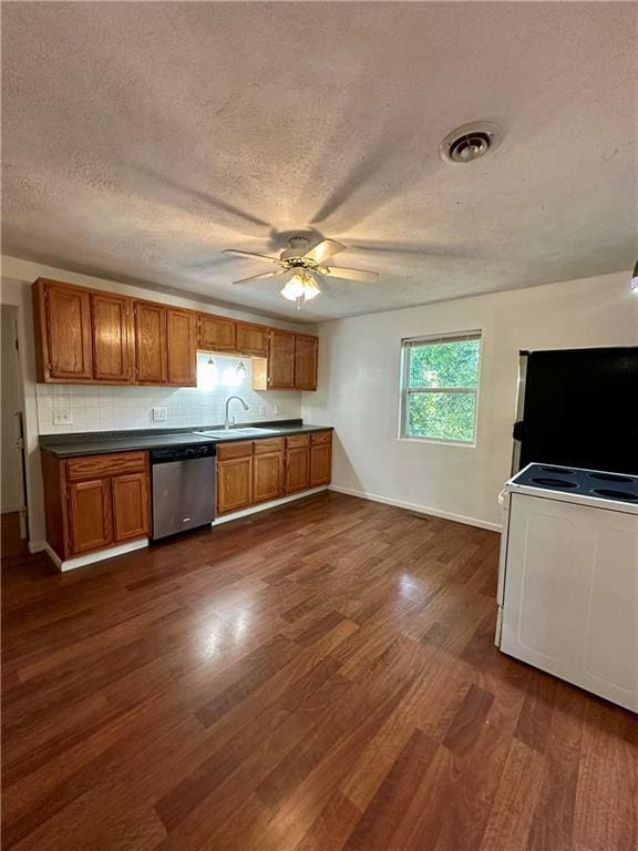 105 N Indiana St, Nevada, MO 64772 - photo 4