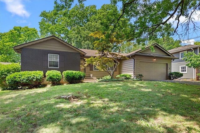 10814 Oak St, Kansas City, MO 64114 - photo 1