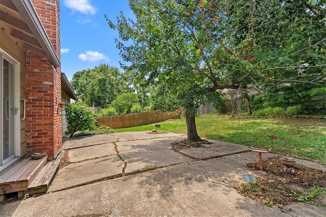 10814 Oak St, Kansas City, MO 64114 - photo 24