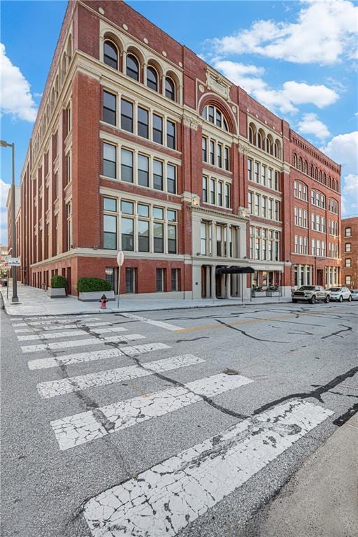 612 Central St Unit 304, Kansas City, MO 64105 - photo 22
