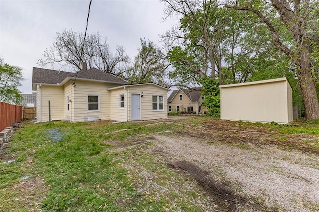 921 Armstrong Ave, Kansas City, KS 66101 - photo 25