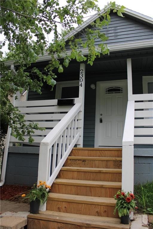 2304 N 9th St, Kansas City, KS 66101 - photo 1