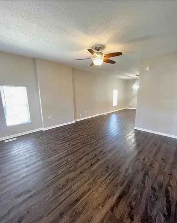 1319 E 32nd Ter, Kansas City, MO 64109 - photo 3