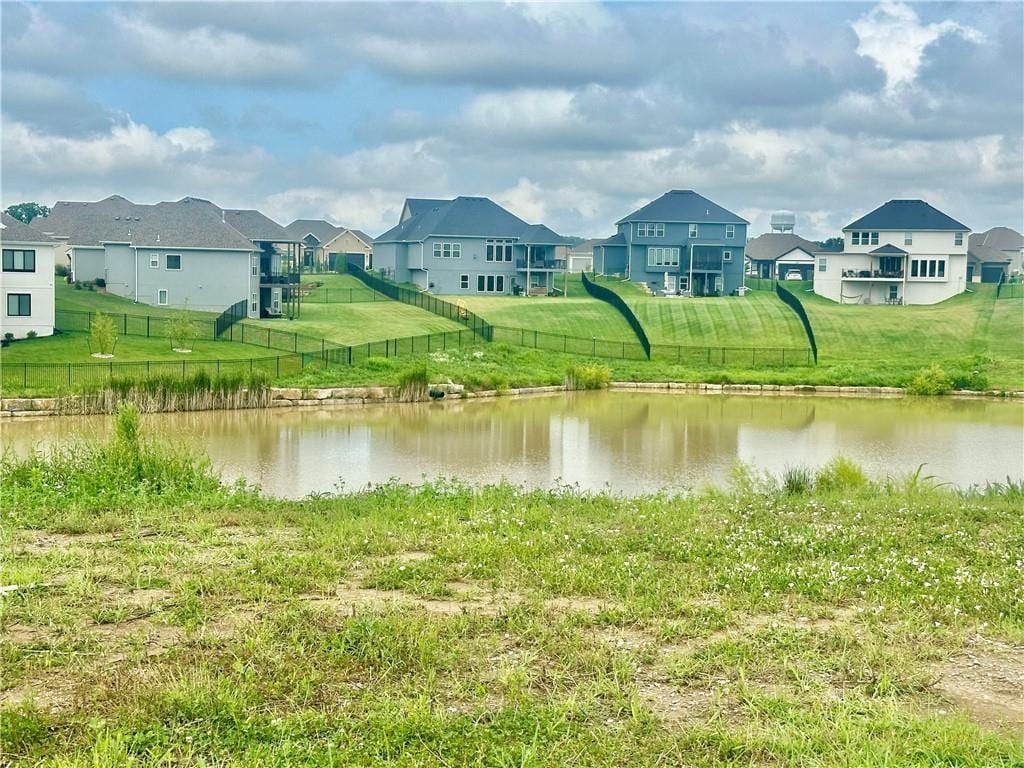 13910 NW 70th St, Parkville, MO 64152 - photo 1