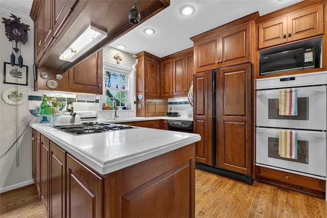 8200 Wenonga Rd, Leawood, KS 66206 - photo 16