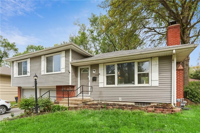 9312 Fairwood Dr, Kansas City, MO 64138 - photo 1