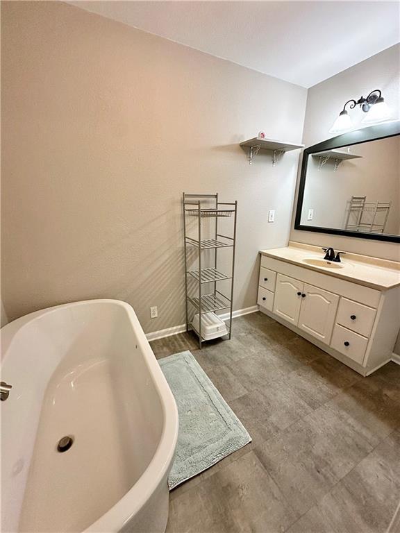 507 W Park St, Butler, MO 64730 - photo 17