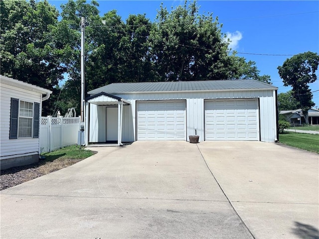 301 E Colt St, Windsor, MO 65360 - photo 4