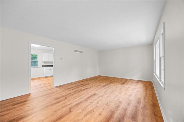 104 N June St, Dearborn, MO 64439 - photo 5