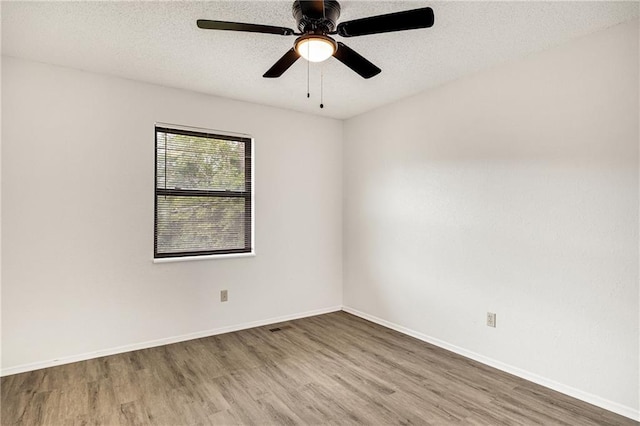 4573 S Saville Ct, Independence, MO 64055 - photo 9