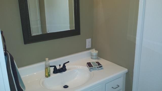 6103 N Forest Ave, Gladstone, MO 64118 - photo 17