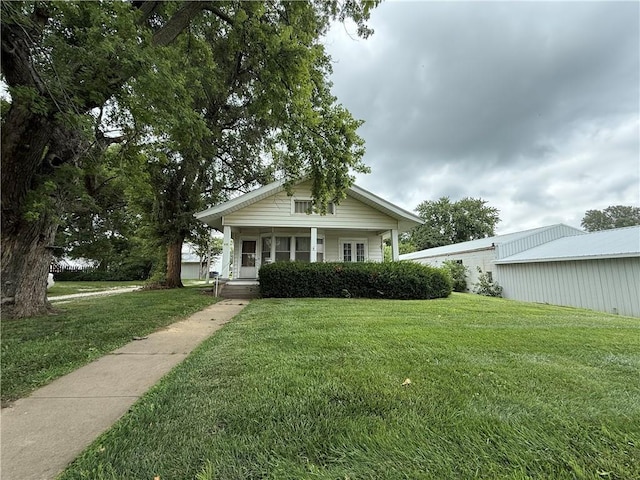 111 E Nodaway St, Oregon, MO 64473 - photo 1