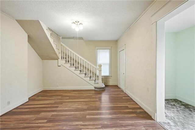 205, 213 N High School St, Columbus, KS 66725 - photo 4