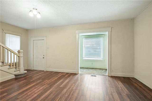 205, 213 N High School St, Columbus, KS 66725 - photo 5