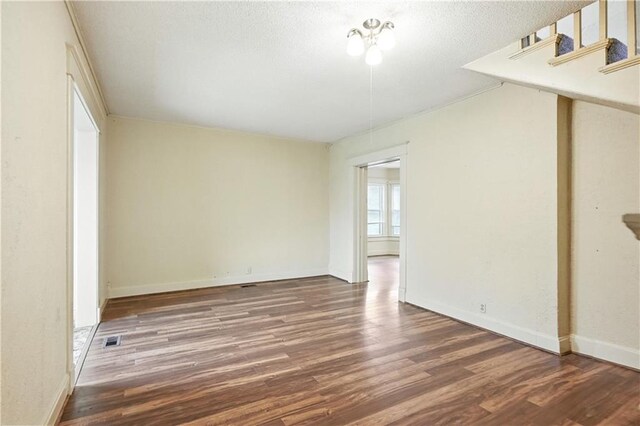 205, 213 N High School St, Columbus, KS 66725 - photo 6