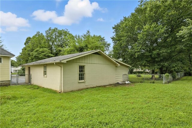 205, 213 N High School St, Columbus, KS 66725 - photo 55