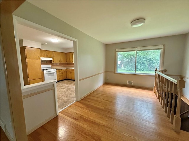 7515 Arlington Ave, Raytown, MO 64138 - photo 22