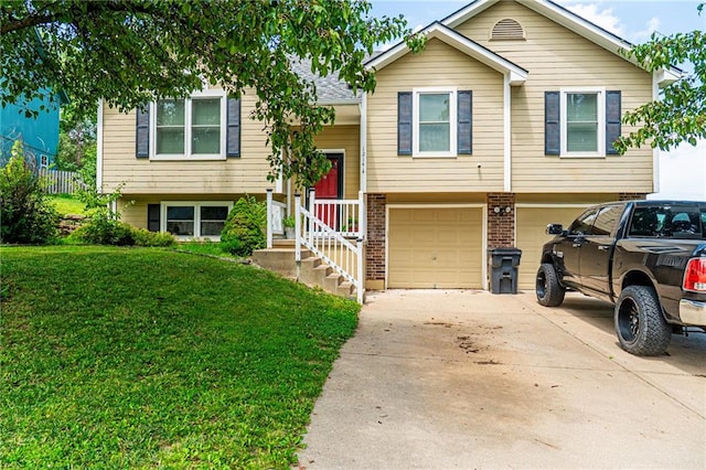 1214 SW Windcrest Ct, Grain Valley, MO 64029 - photo 1