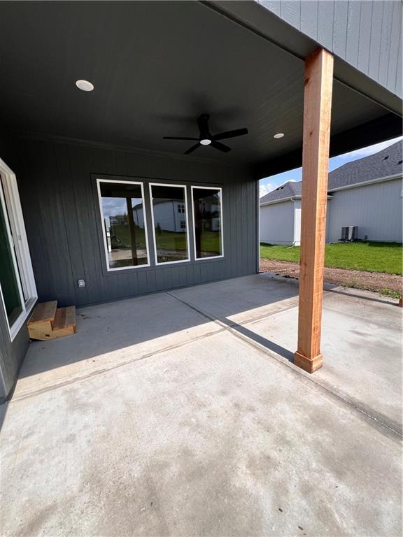 16360 Spring Valley St, Gardner, KS 66030 - photo 9