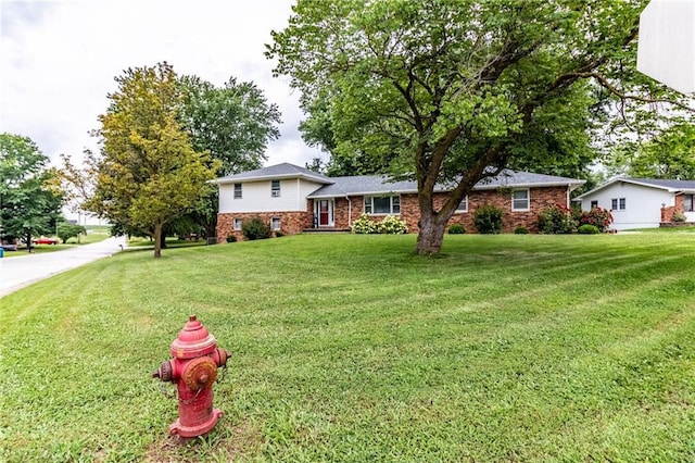 511 W Morgan St, Tipton, MO 65081 - photo 3