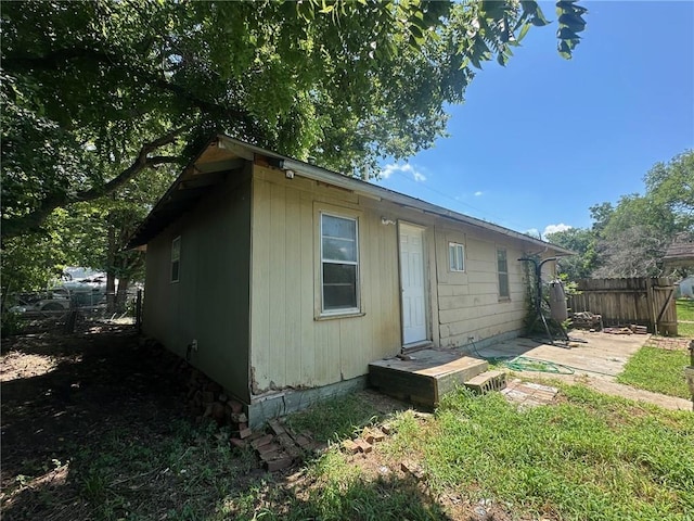 614 W Poplar St, Independence, KS 67301 - photo 17