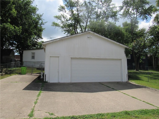 402 N Independence St, Harrisonville, MO 64701 - photo 7