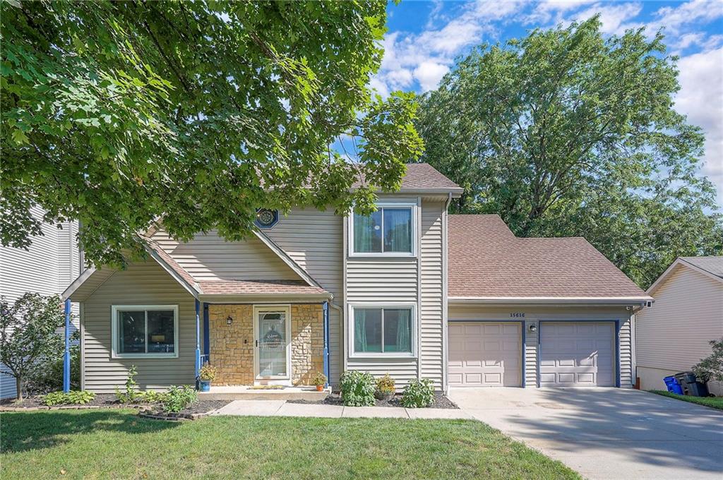 15616 W 123rd Ter, Olathe, KS 66062 - photo 1