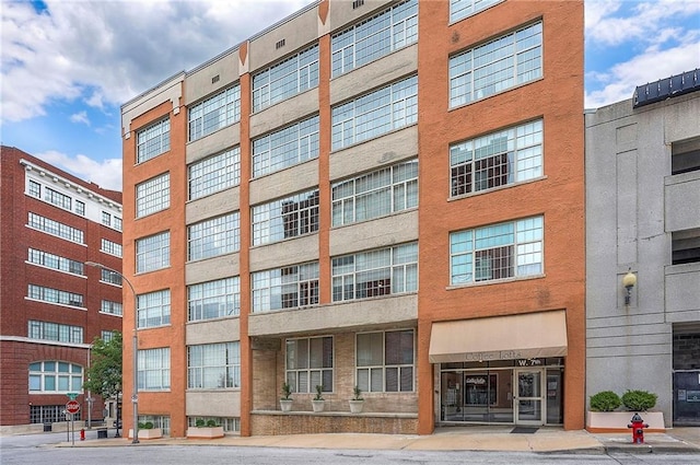 321 W 7th St Unit 305, Kansas City, MO 64105 - photo 2