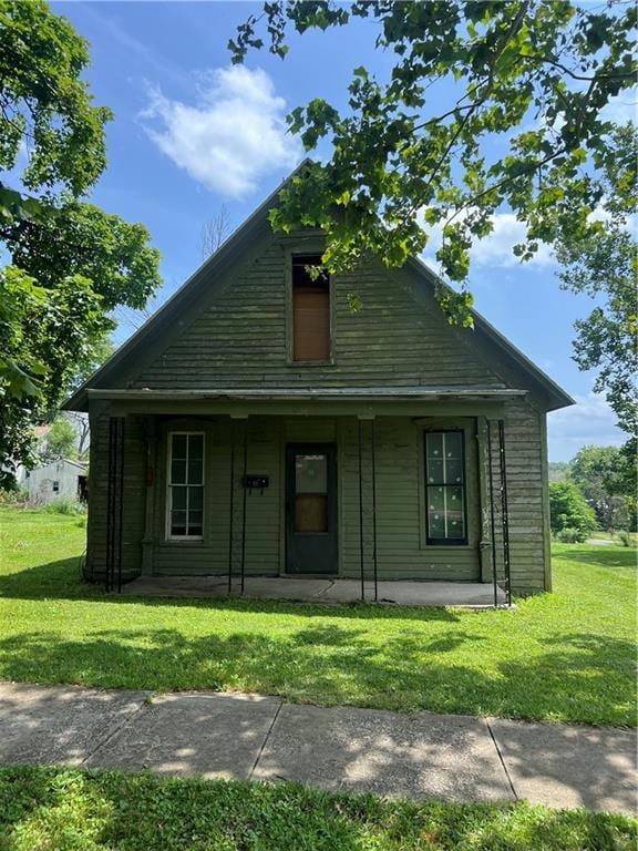 407 E Main St, Stanberry, MO 64489 - photo 1